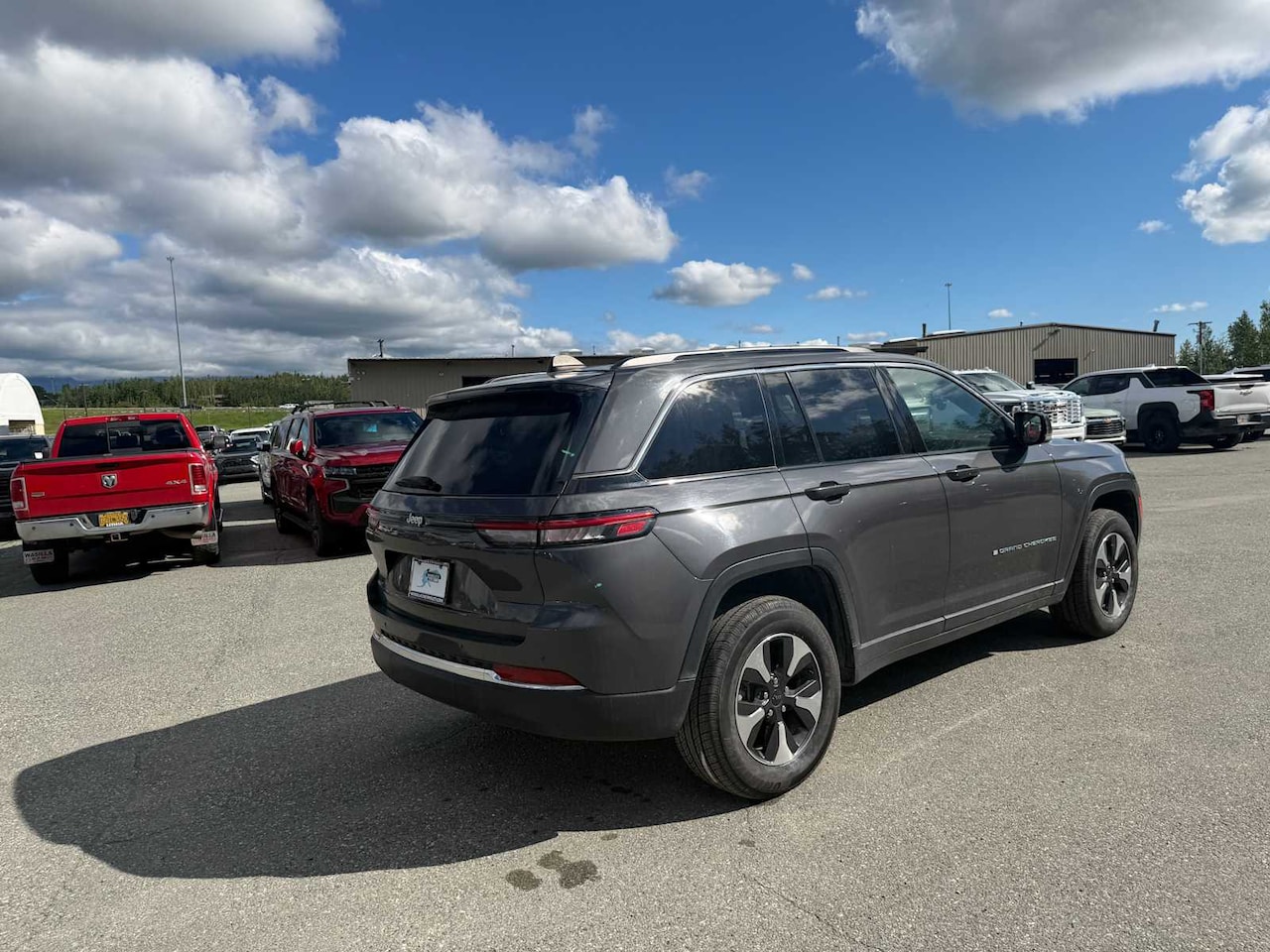 2024 Jeep Grand Cherokee 4xe - Image 7
