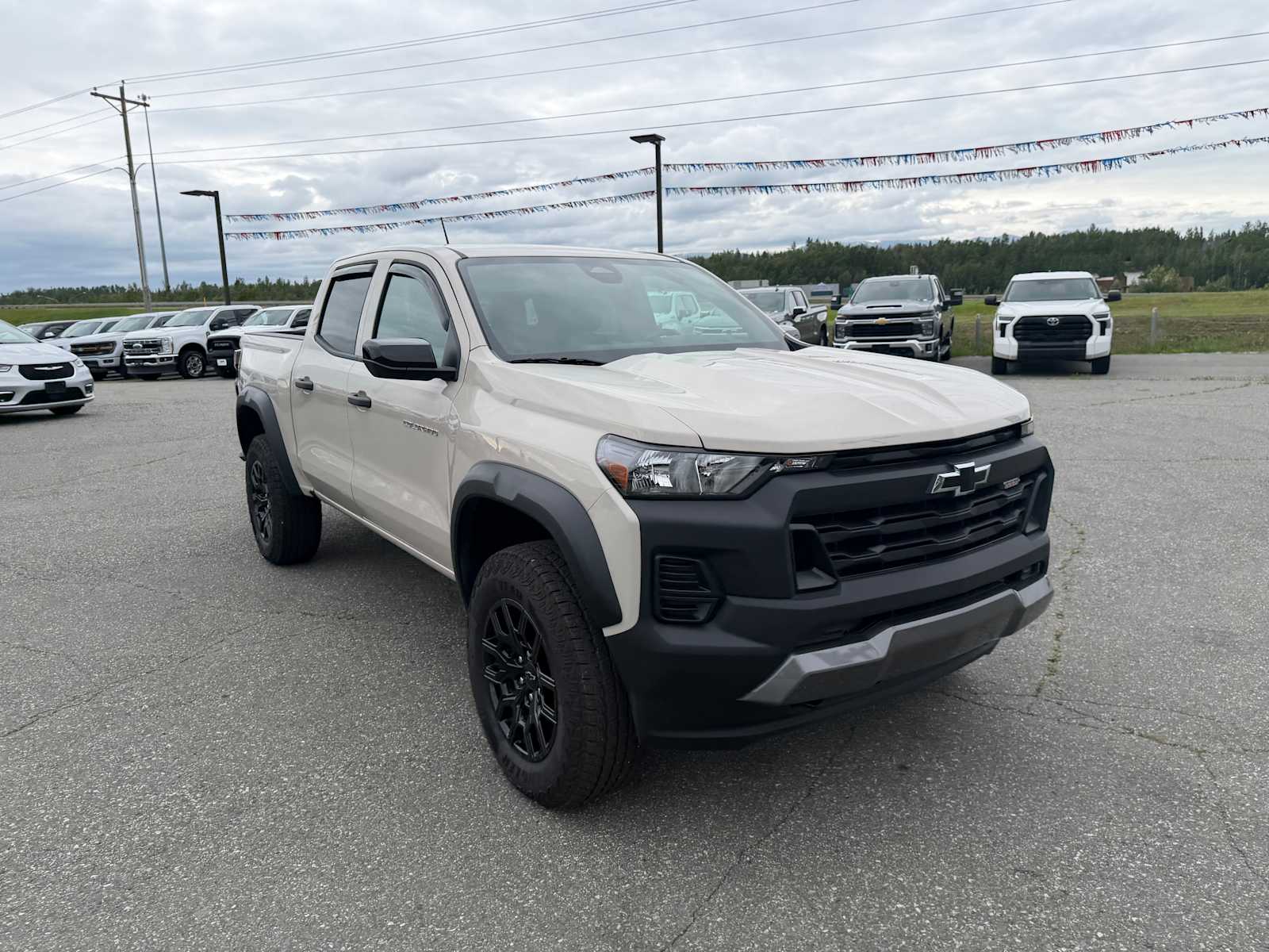 Thumbnail: 2026 Chevrolet Colorado - 11