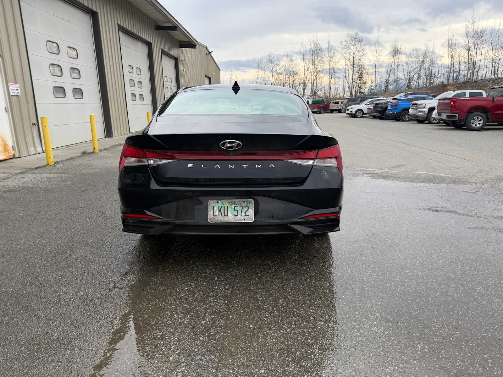 Thumbnail: 2023 Hyundai Elantra - 8