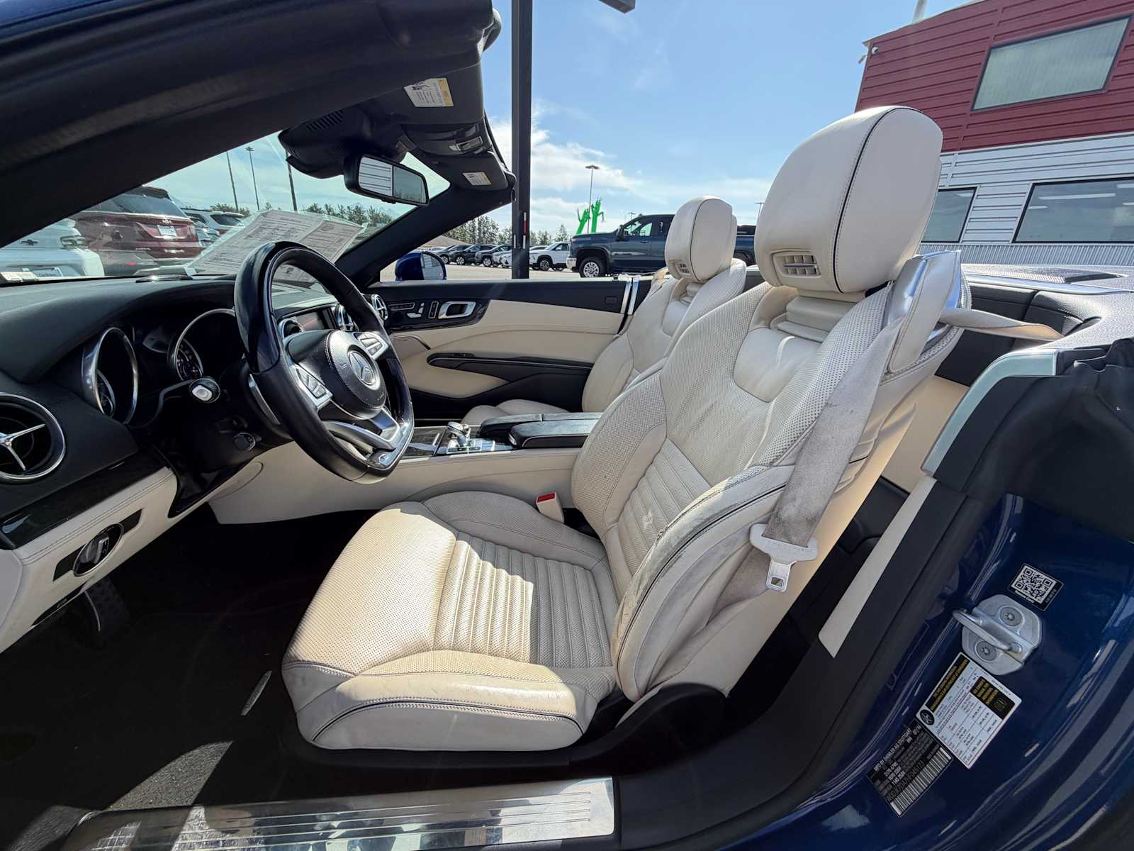 2017 Mercedes-Benz SL 550 - Image 6