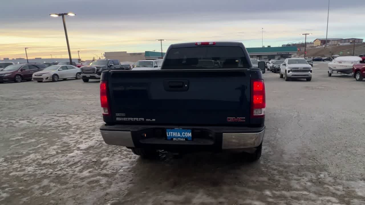 Thumbnail: 2011 GMC Sierra 1500 - 9