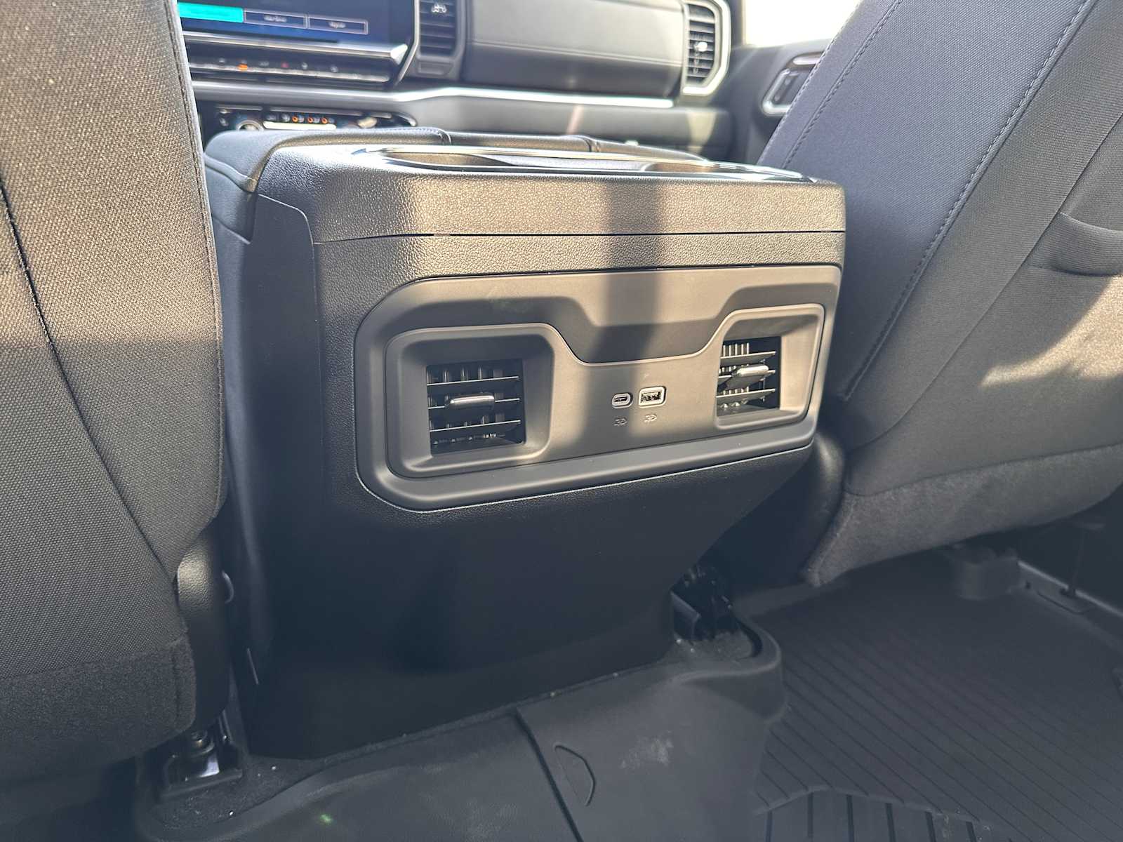 Thumbnail: 2026 Chevrolet Silverado 1500 - 21