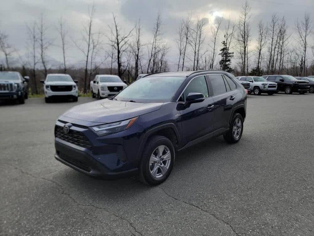 Used 2025 Toyota RAV4 XLE