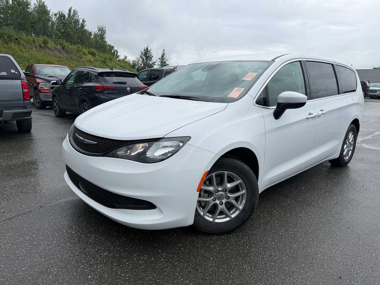 2025 Chrysler Pacifica Limited - Image 1