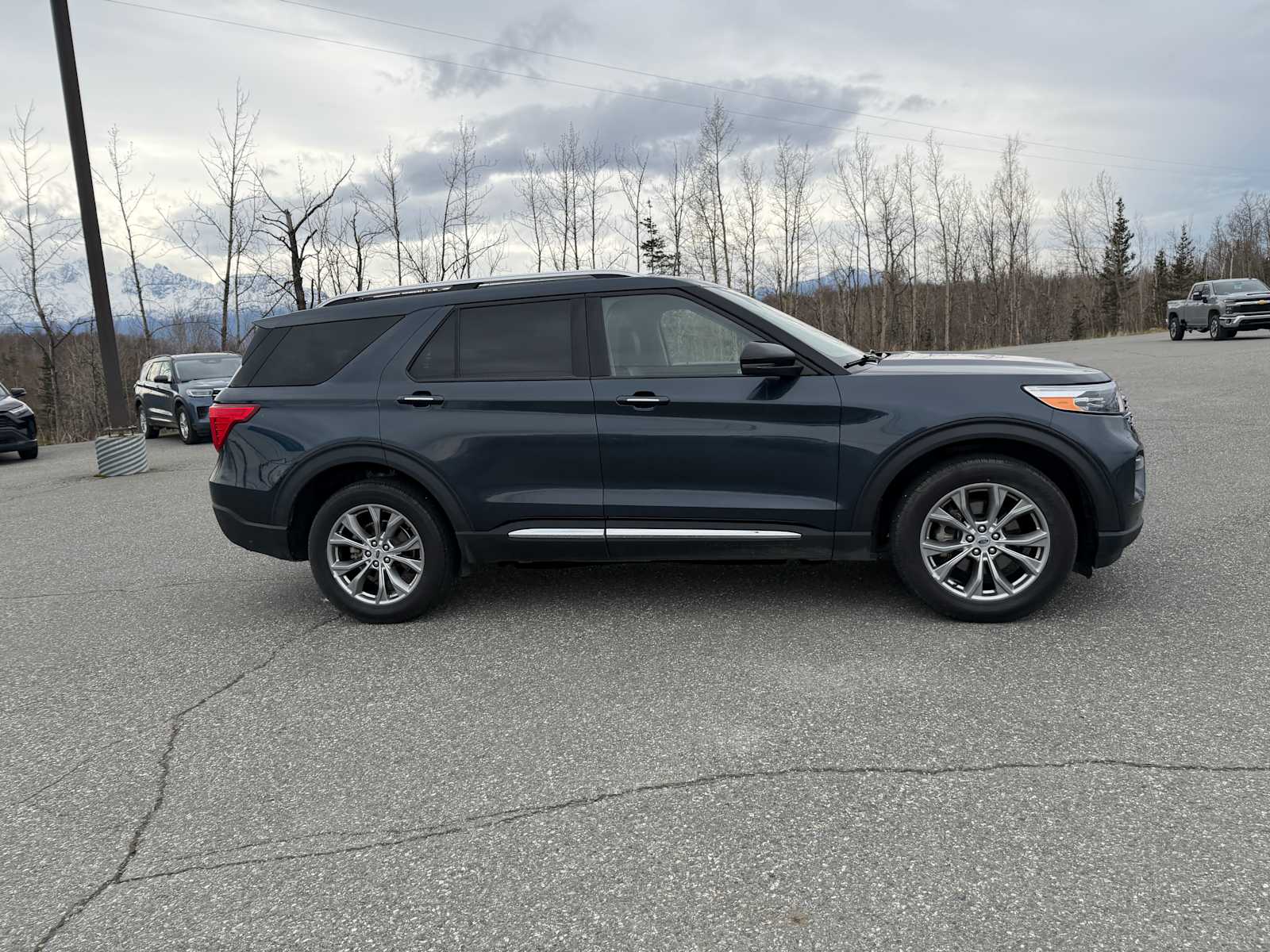 Thumbnail: 2022 Ford Explorer - 6