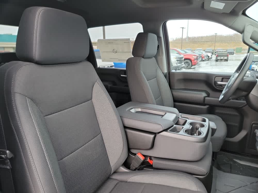 Thumbnail: 2026 Chevrolet Silverado 2500 - 18