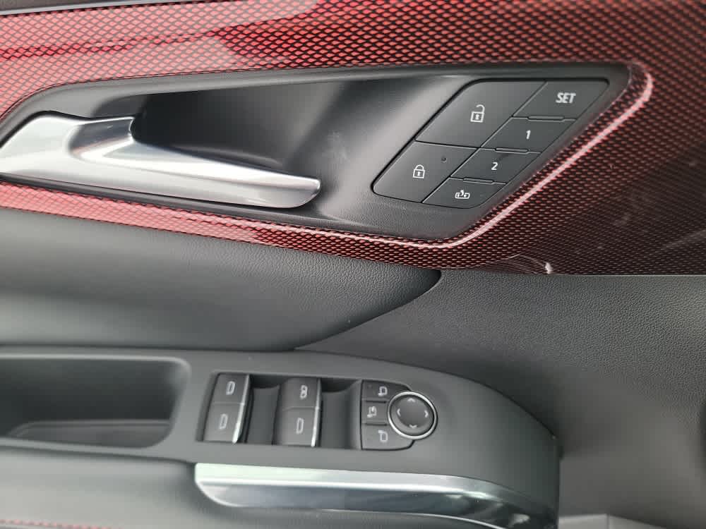 Thumbnail: 2026 Chevrolet Traverse - 10