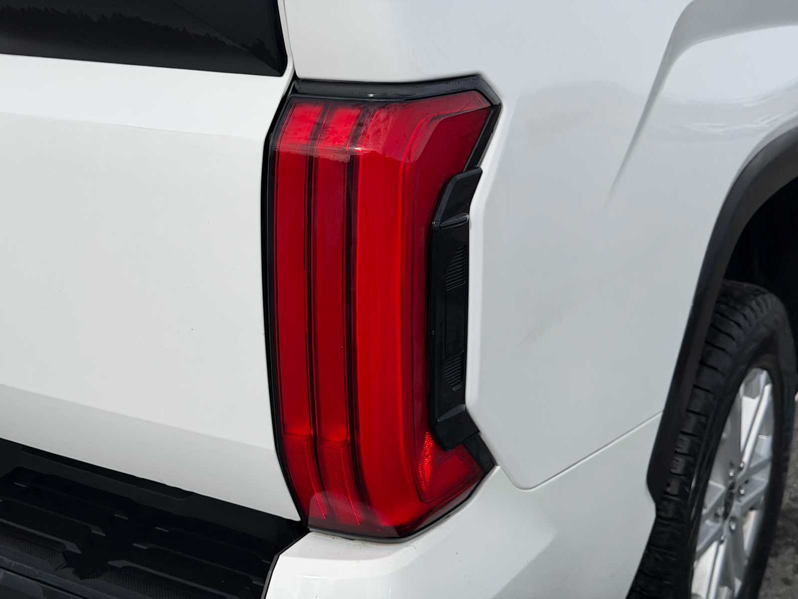 Thumbnail: 2024 Toyota Tundra - 19