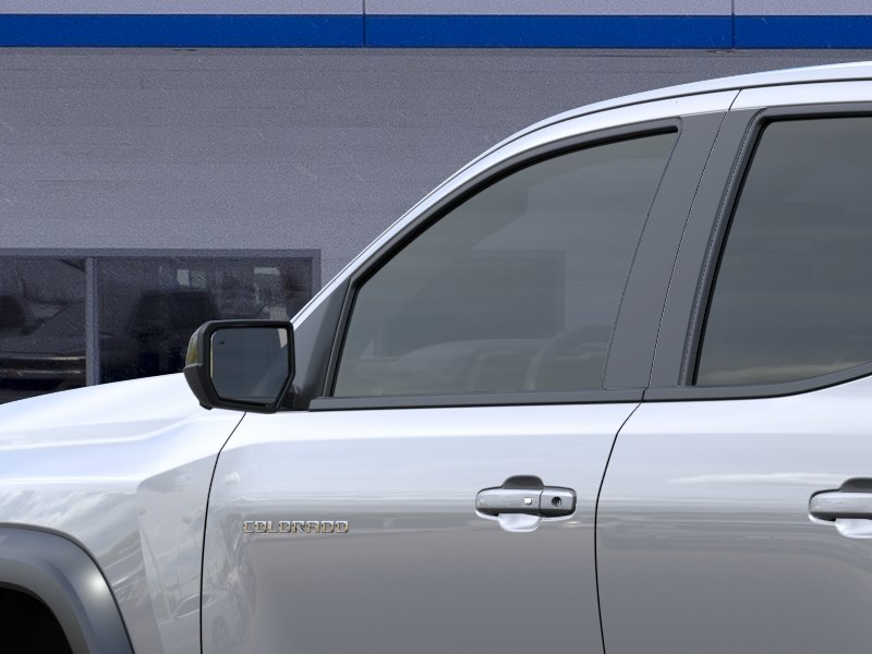 2026 Chevrolet Colorado ZR2 - Photo 11