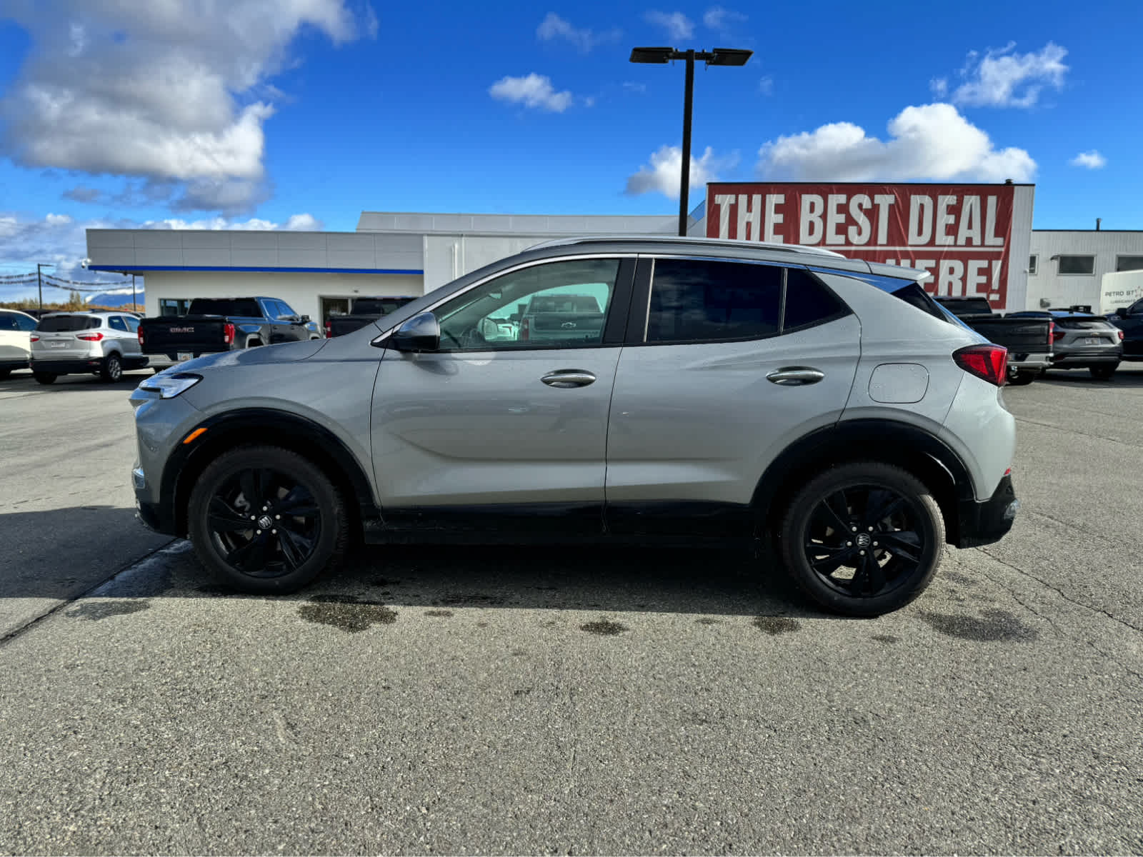 2024 Buick Encore GX Sport Touring photo 2