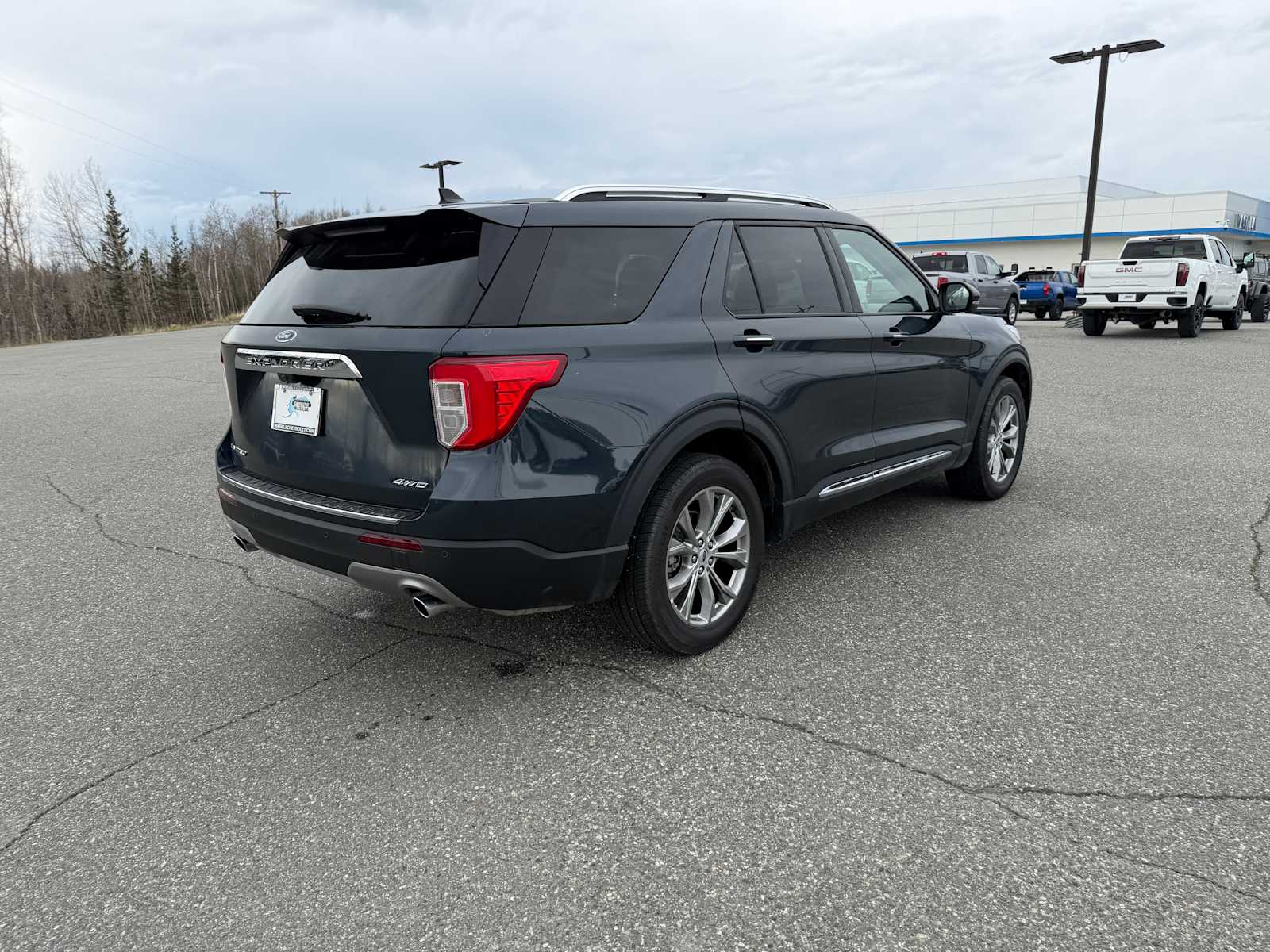Thumbnail: 2022 Ford Explorer - 7