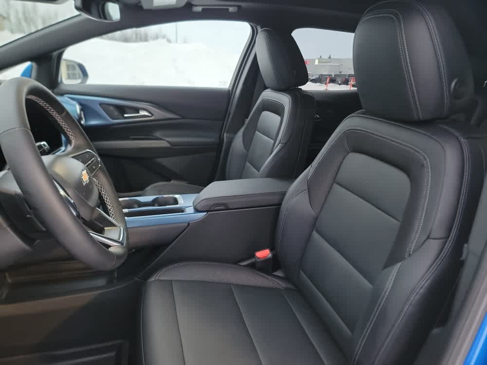 Thumbnail: 2026 Chevrolet Equinox - 12