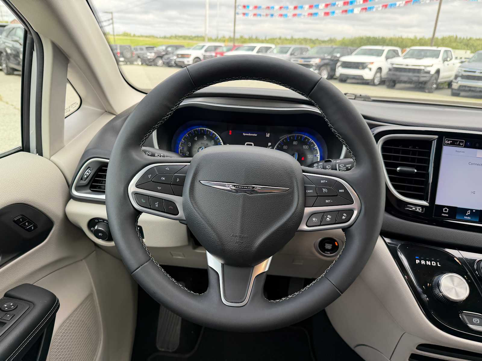 2024 Chrysler Pacifica Touring L - Photo 29
