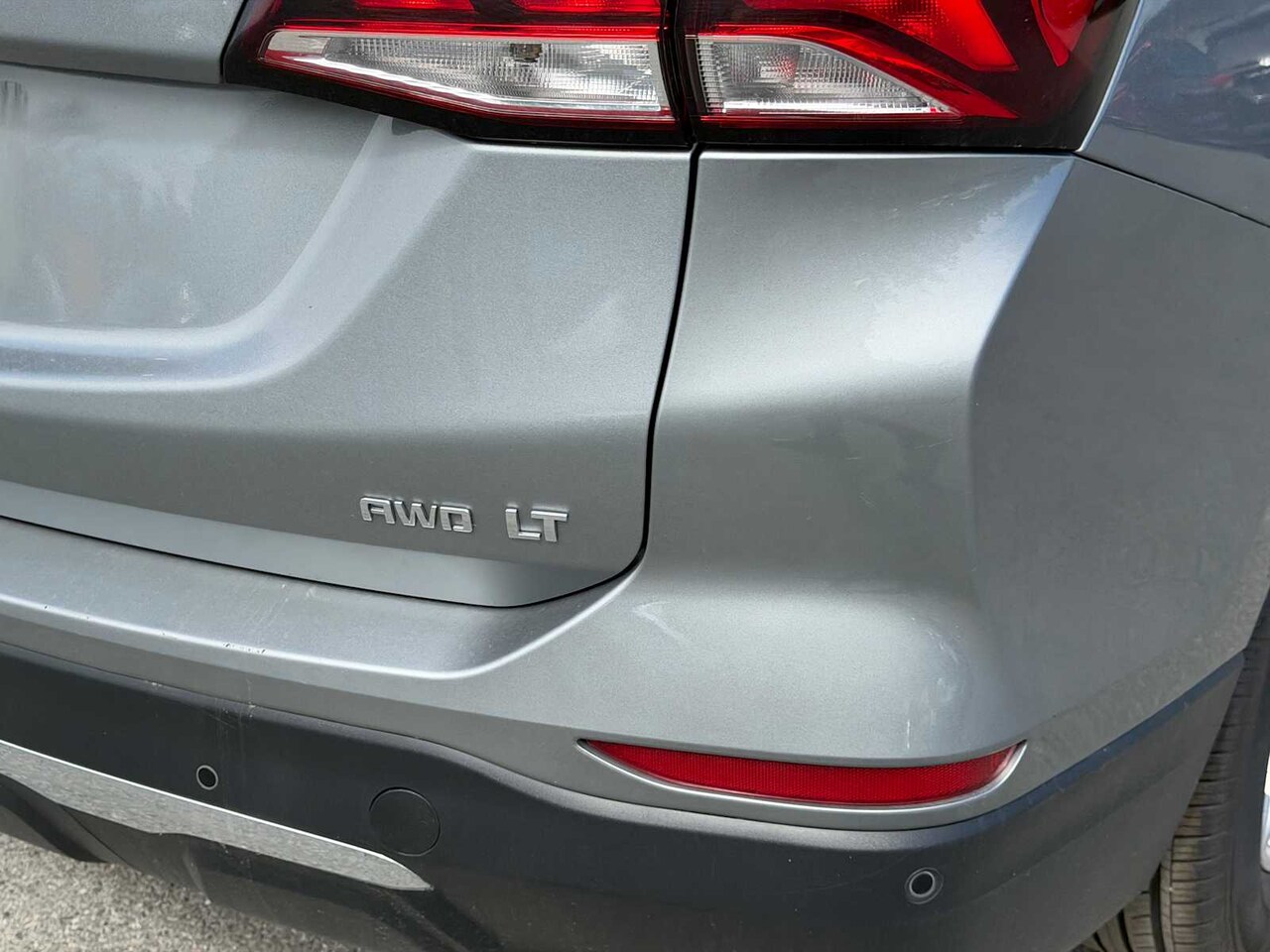 2024 Chevrolet Equinox LT - Image 23