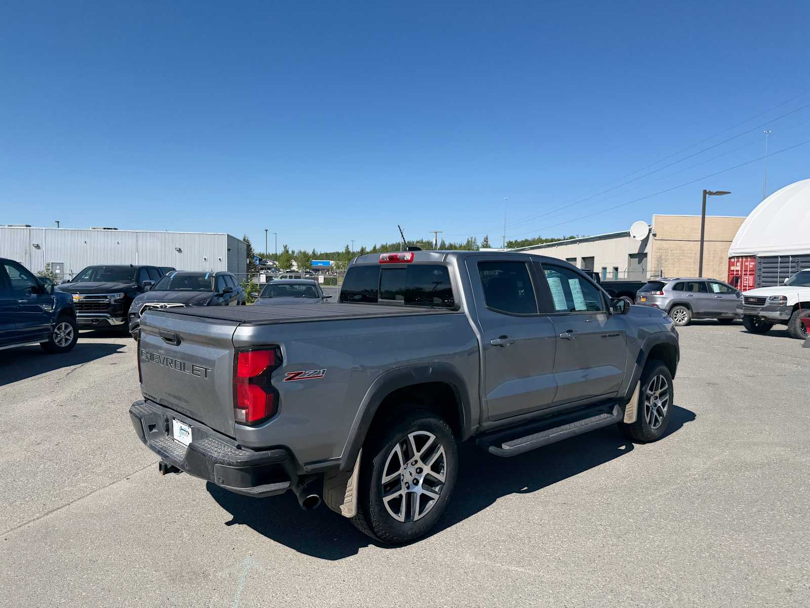 Thumbnail: 2023 Chevrolet Colorado - 7
