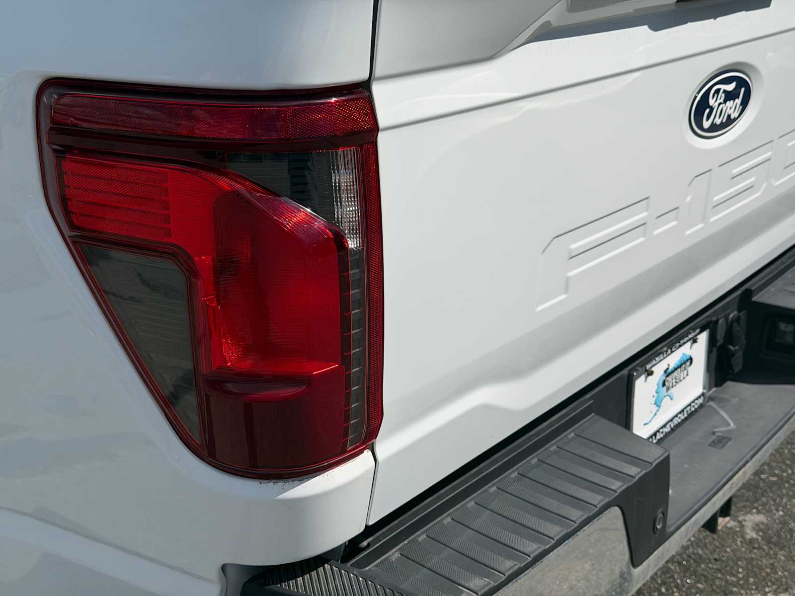 2025 Ford F-150 XLT - Photo 10