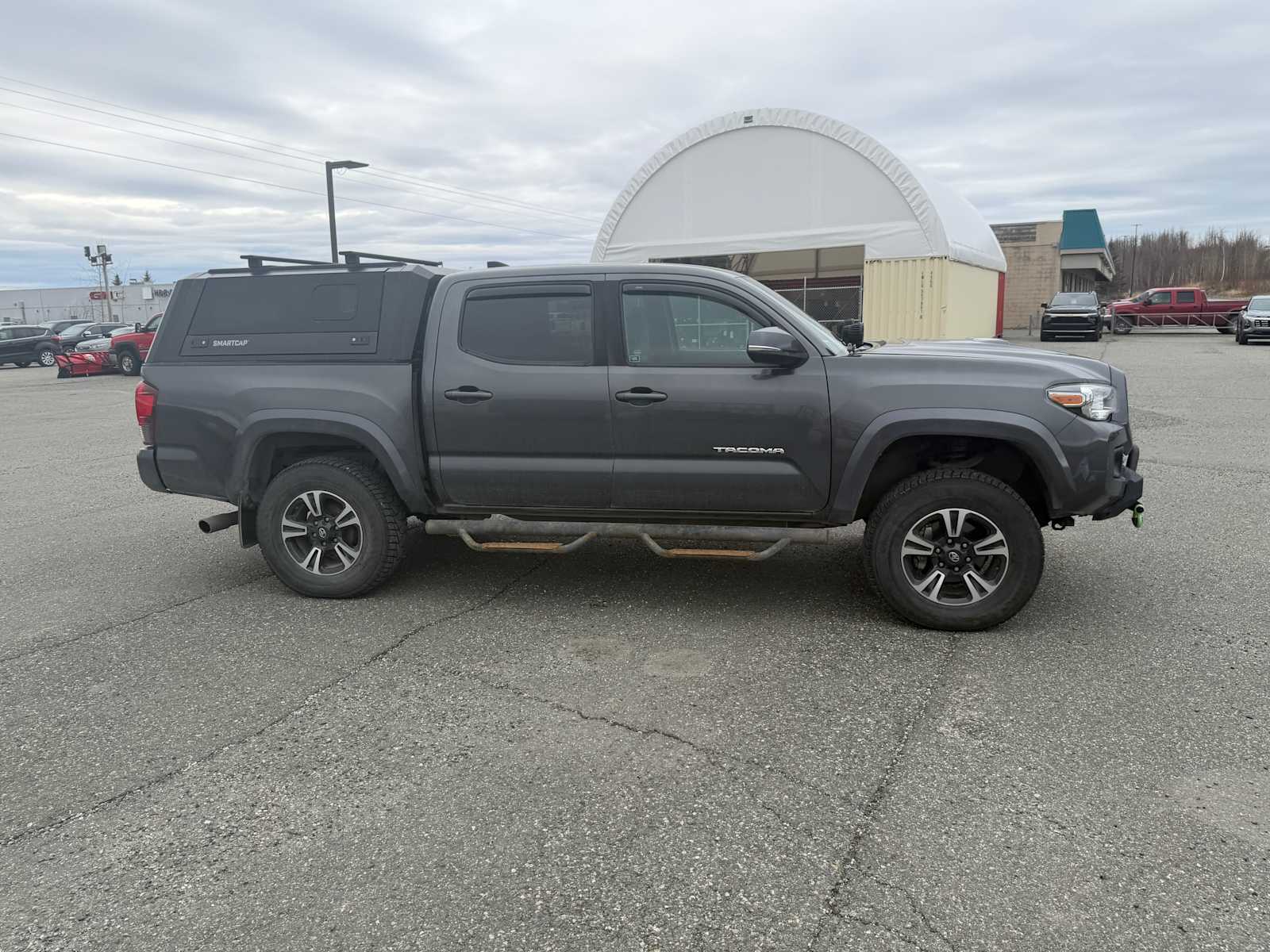 Thumbnail: 2019 Toyota Tacoma - 6
