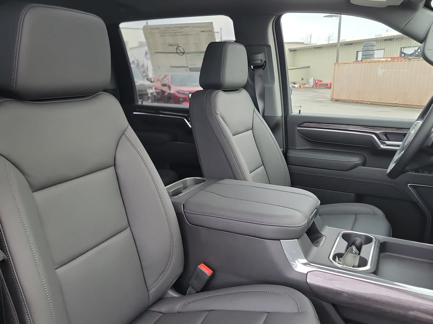 Thumbnail: 2026 Chevrolet Silverado 3500 - 19