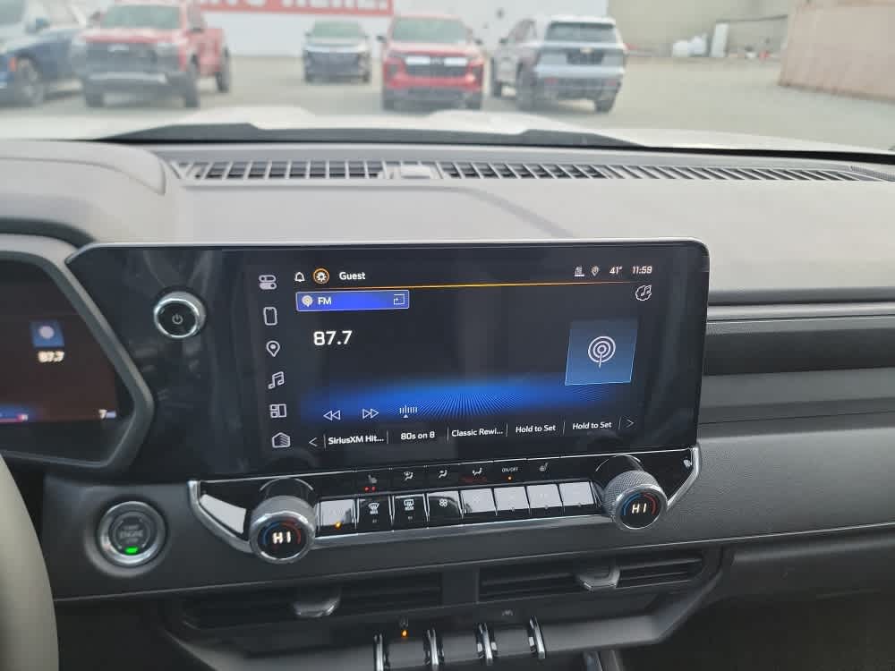 Thumbnail: 2026 Chevrolet Colorado - 15