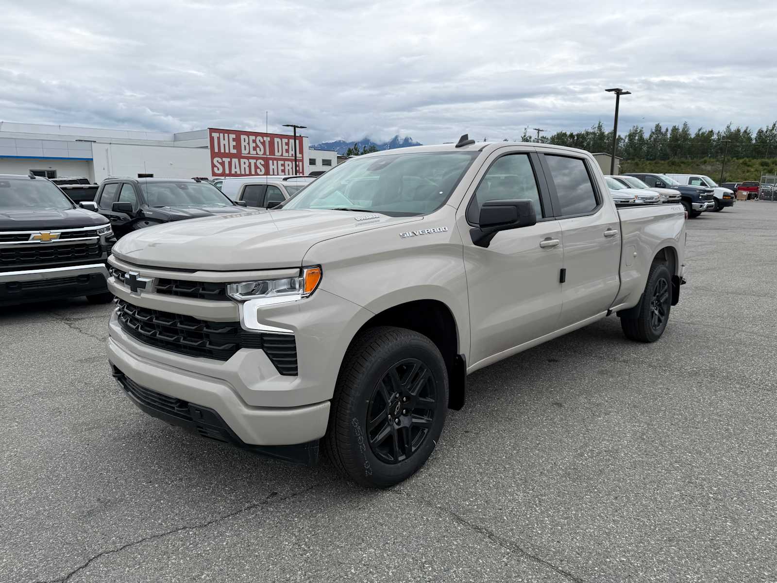Thumbnail: 2026 Chevrolet Silverado 1500 - 9