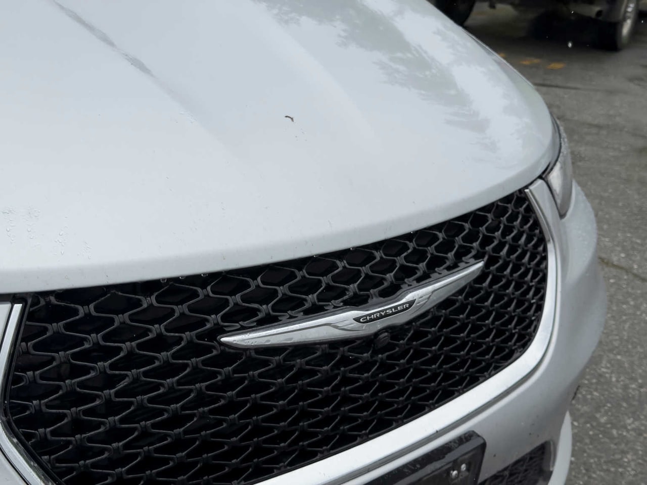 2024 Chrysler Pacifica Touring L - Image 15