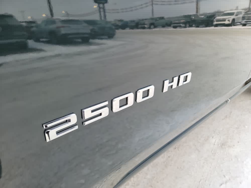 Thumbnail: 2026 Chevrolet Silverado 2500 - 23