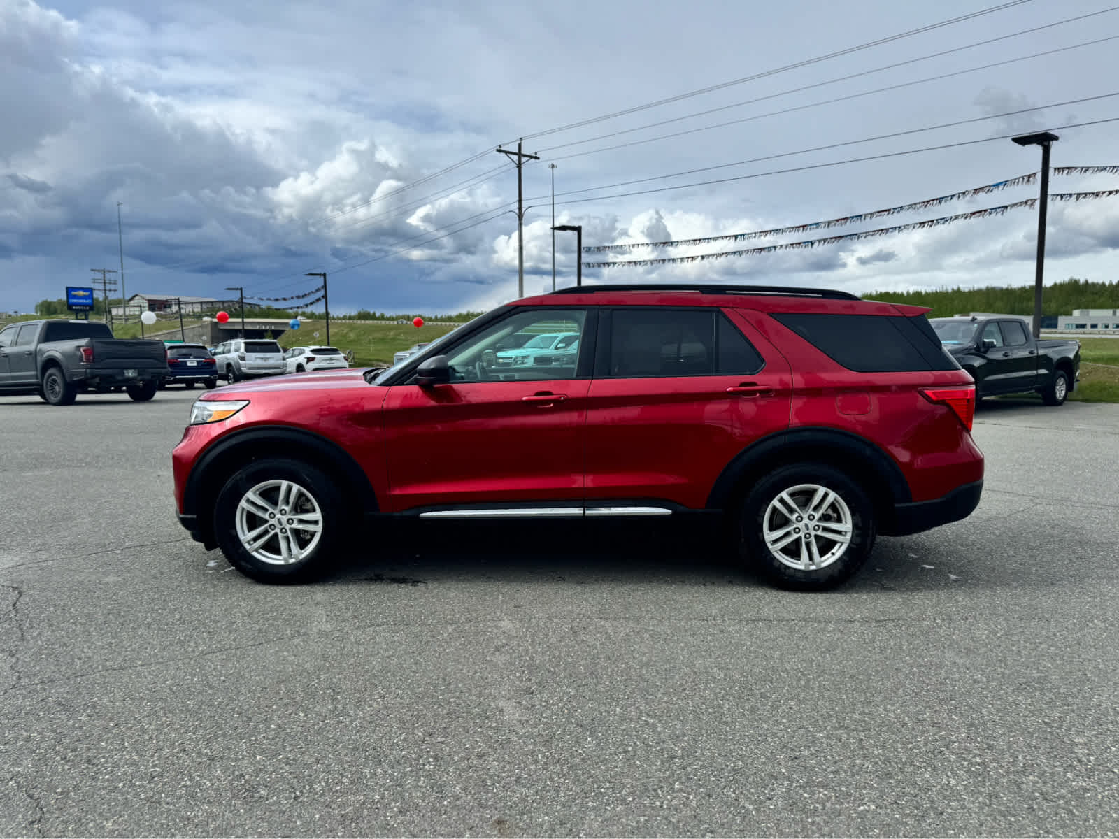Used 2024 Ford Explorer XLT with VIN 1FMSK7DH6RGA43804 for sale in Wasilla, AK