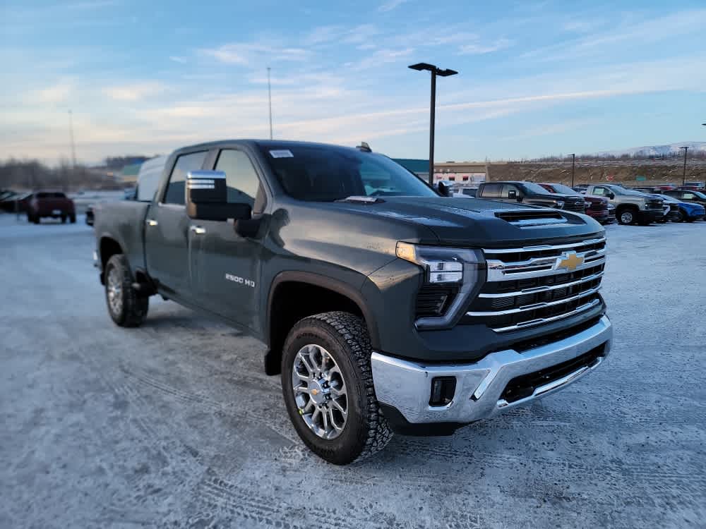 Thumbnail: 2026 Chevrolet Silverado 2500 - 7