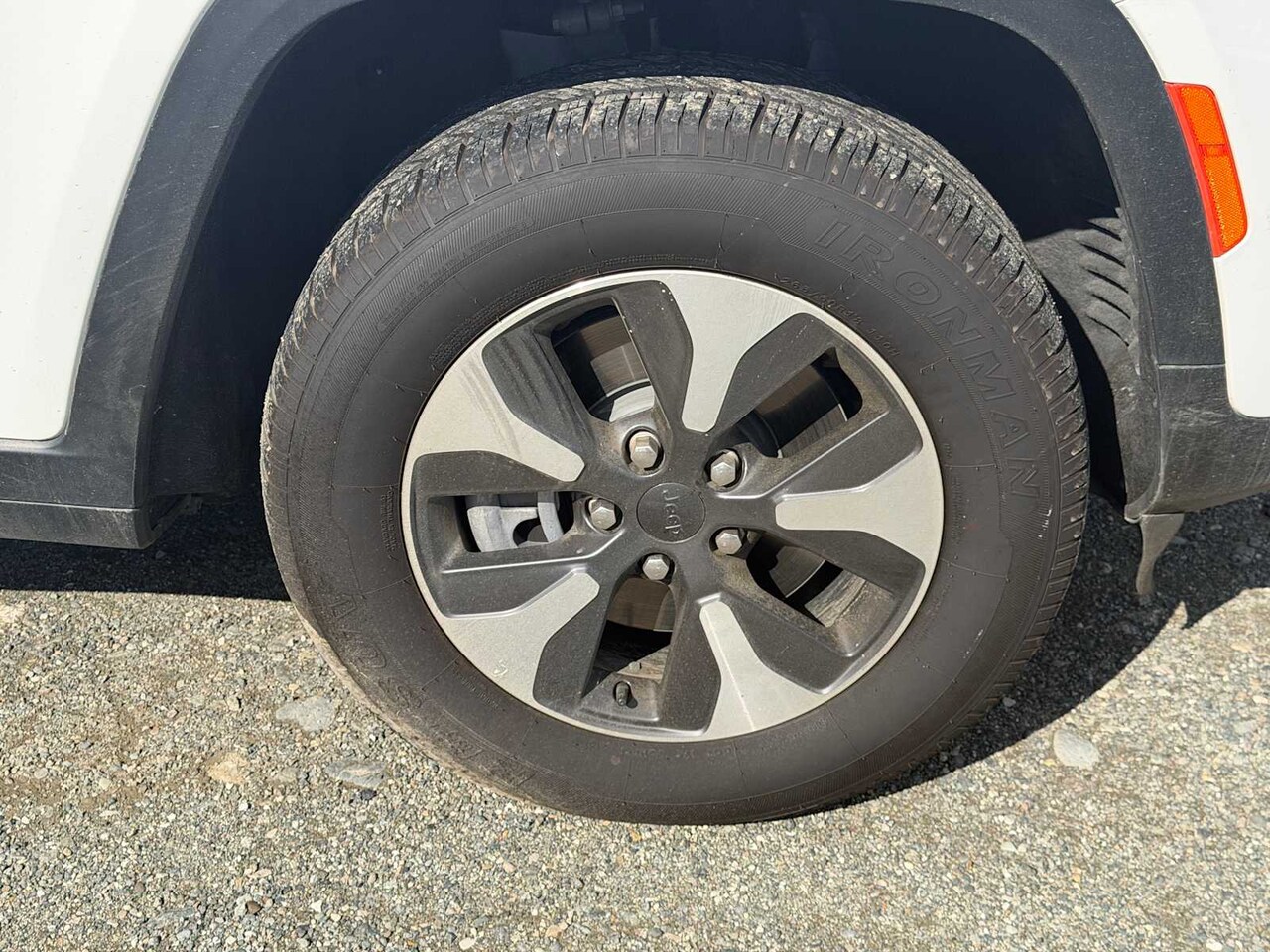 2024 Jeep Grand Cherokee 4xe - Image 19