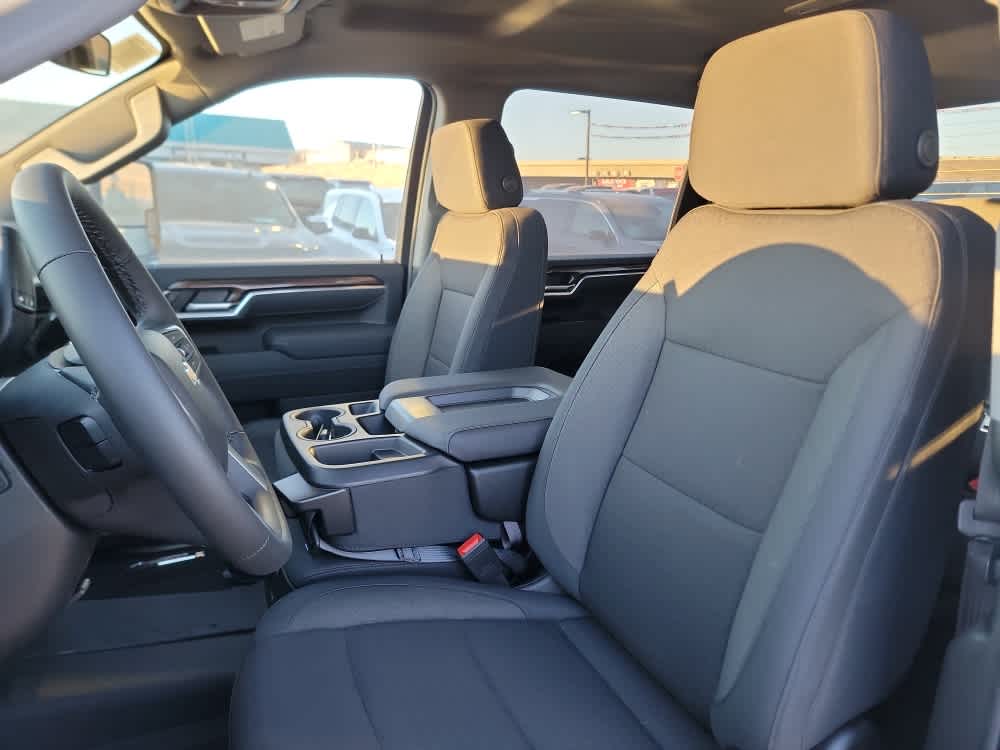 Thumbnail: 2026 Chevrolet Silverado 2500 - 12