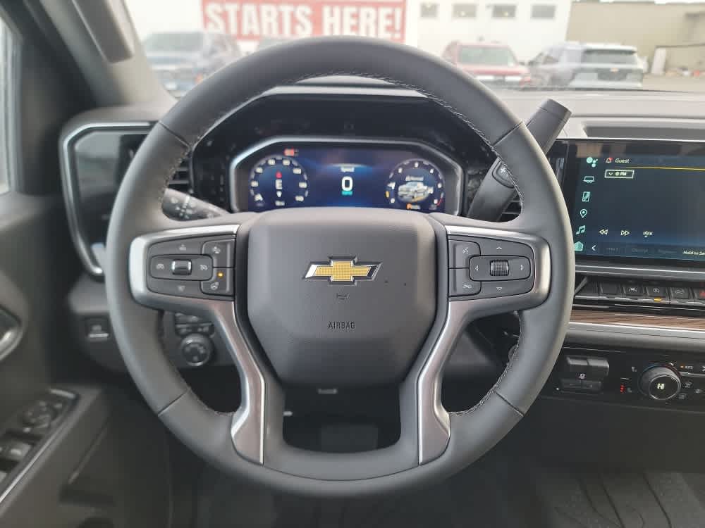 Thumbnail: 2026 Chevrolet Silverado 1500 - 13