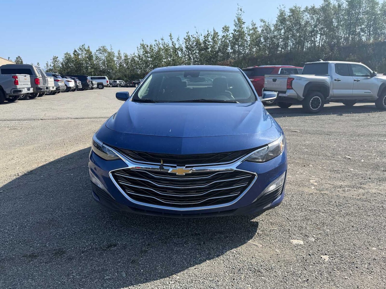 2023 Chevrolet Malibu LT - Image 4