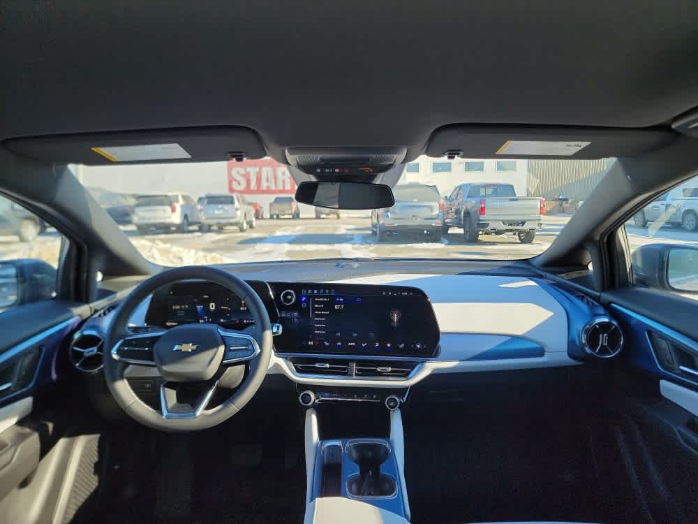 Thumbnail: 2026 Chevrolet Equinox - 24