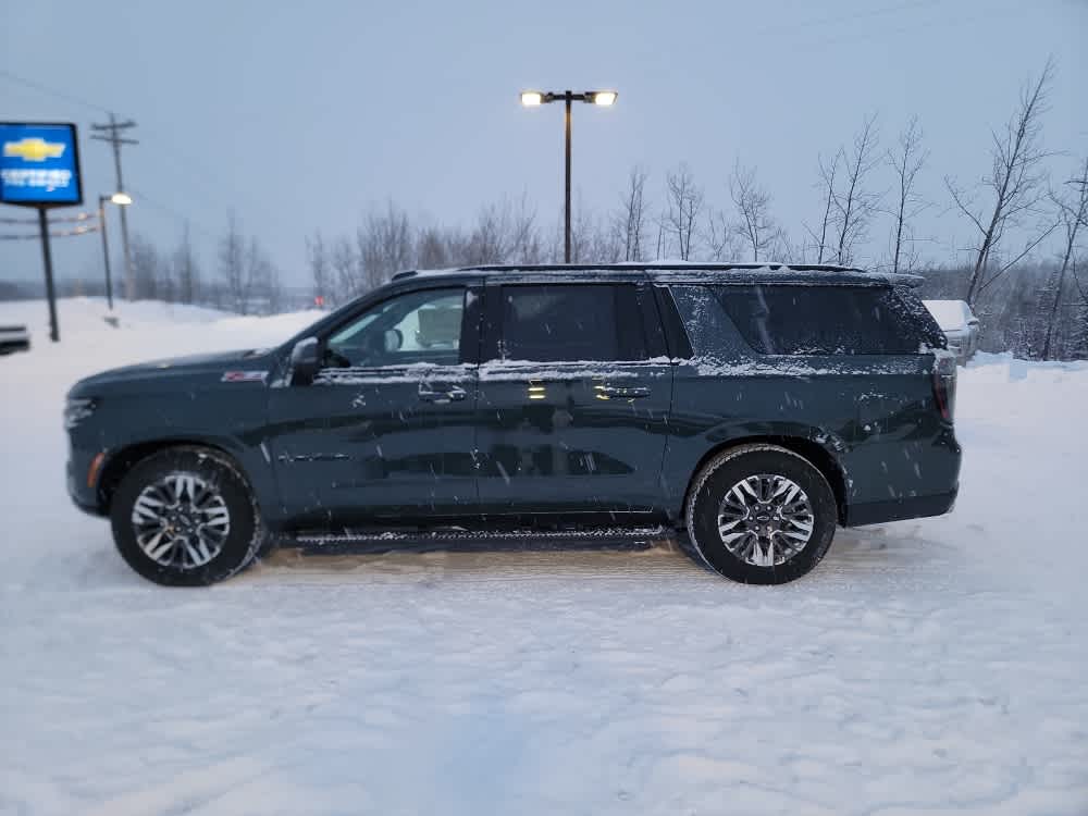 Thumbnail: 2026 Chevrolet Suburban - 2