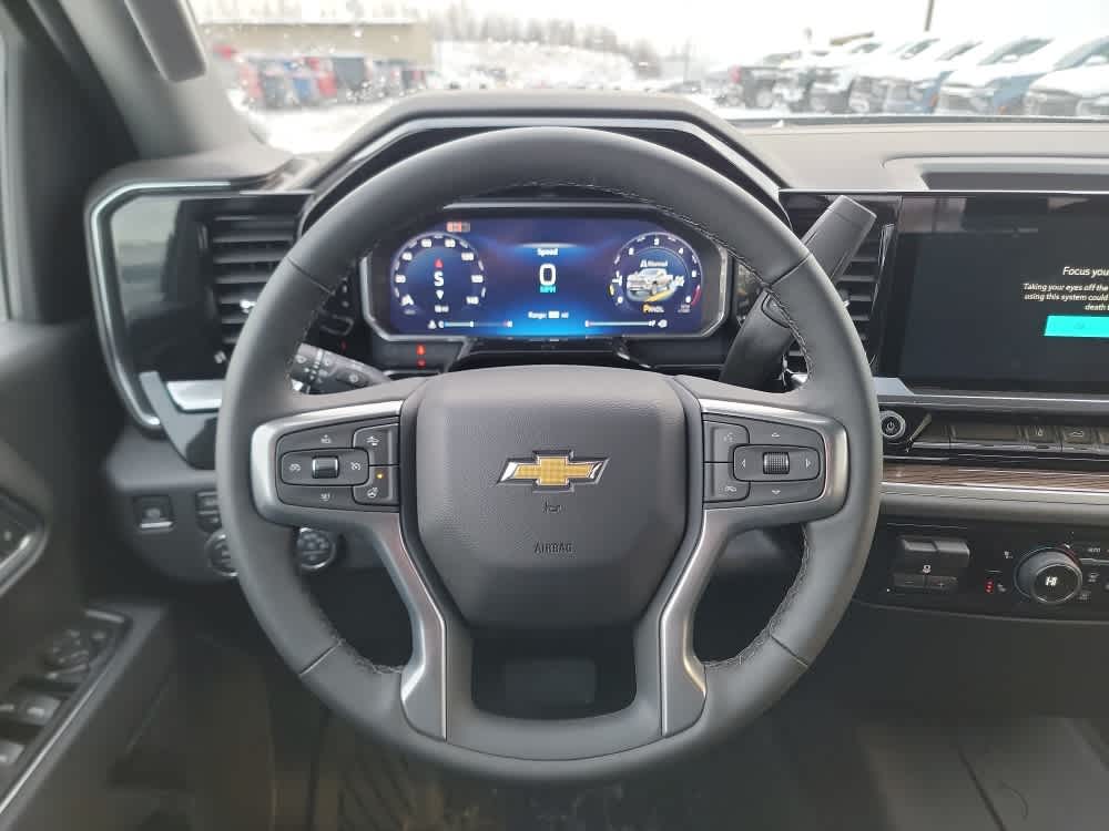 Thumbnail: 2026 Chevrolet Silverado 3500 - 13