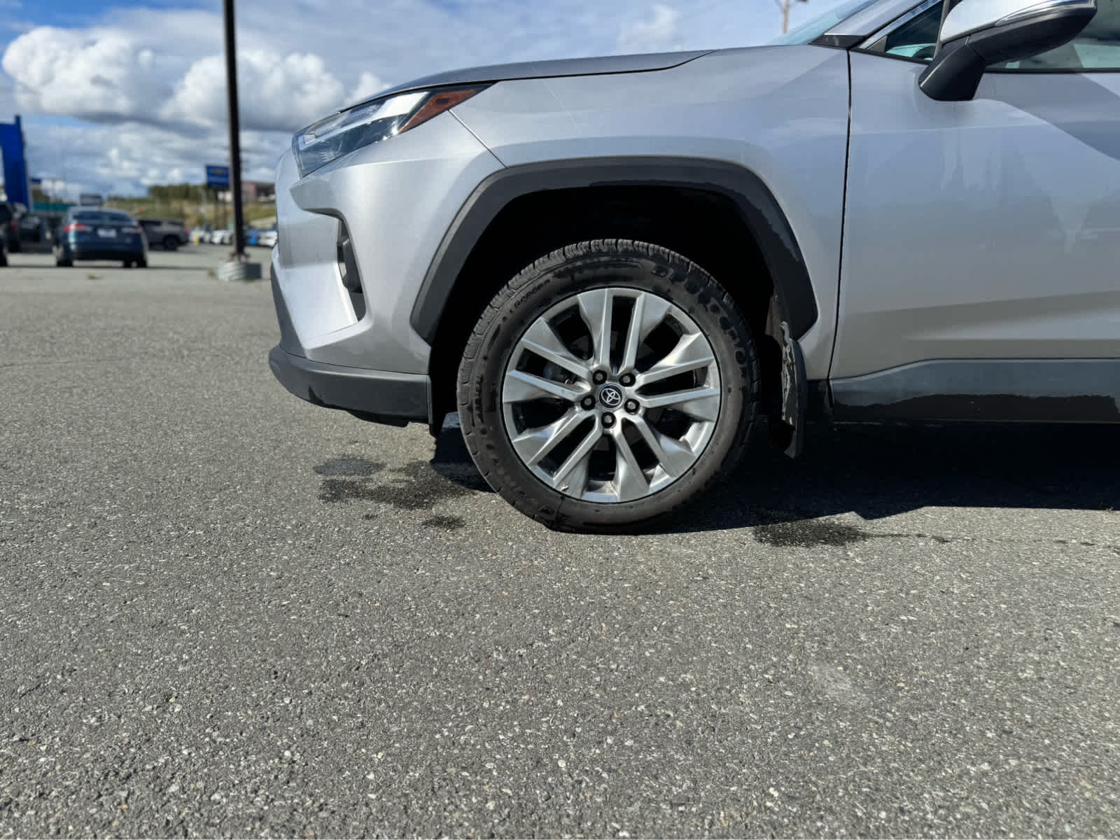 Thumbnail: 2023 Toyota RAV4 - 10