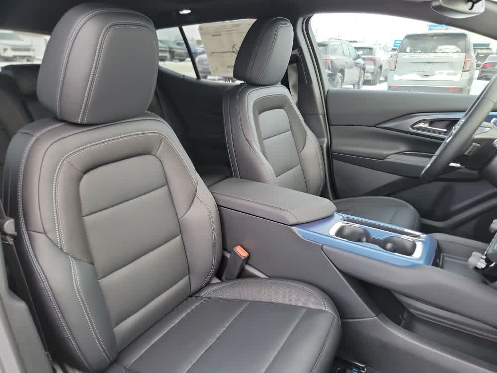 Thumbnail: 2025 Chevrolet Equinox - 18