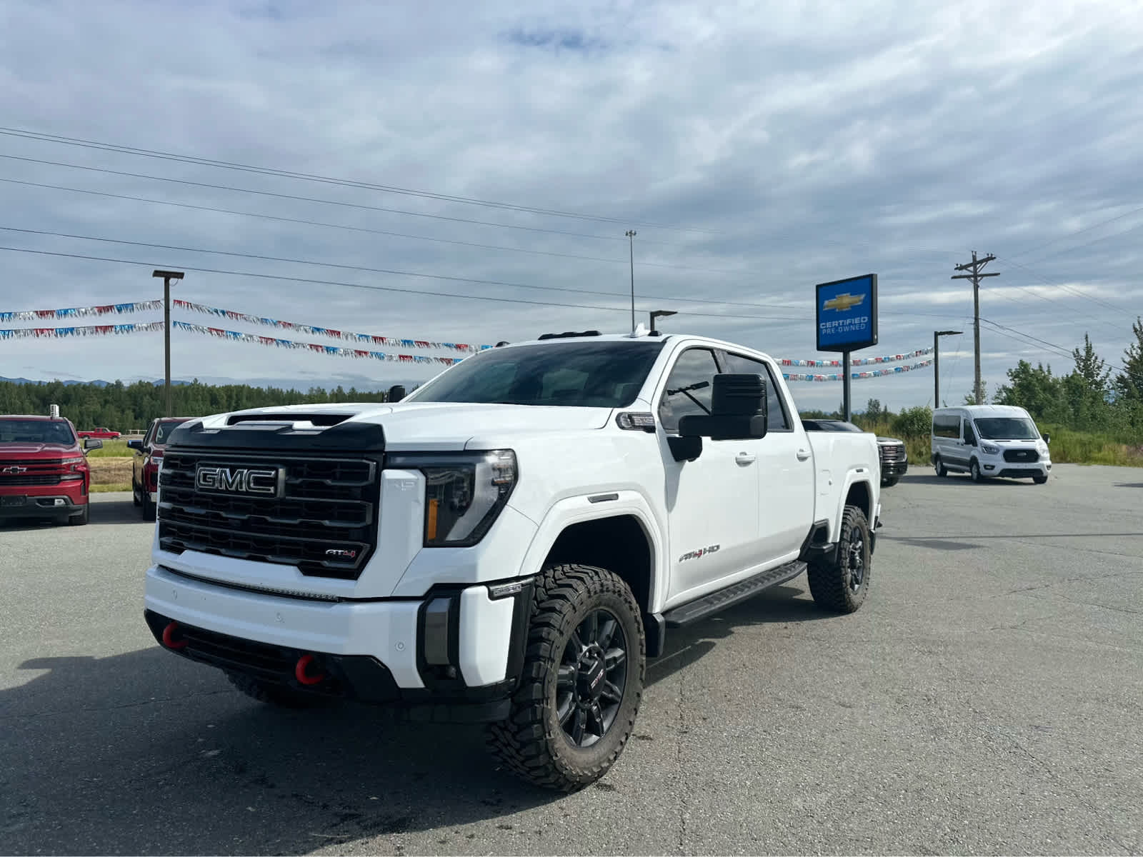 Thumbnail: 2024 GMC Sierra 2500 - 3