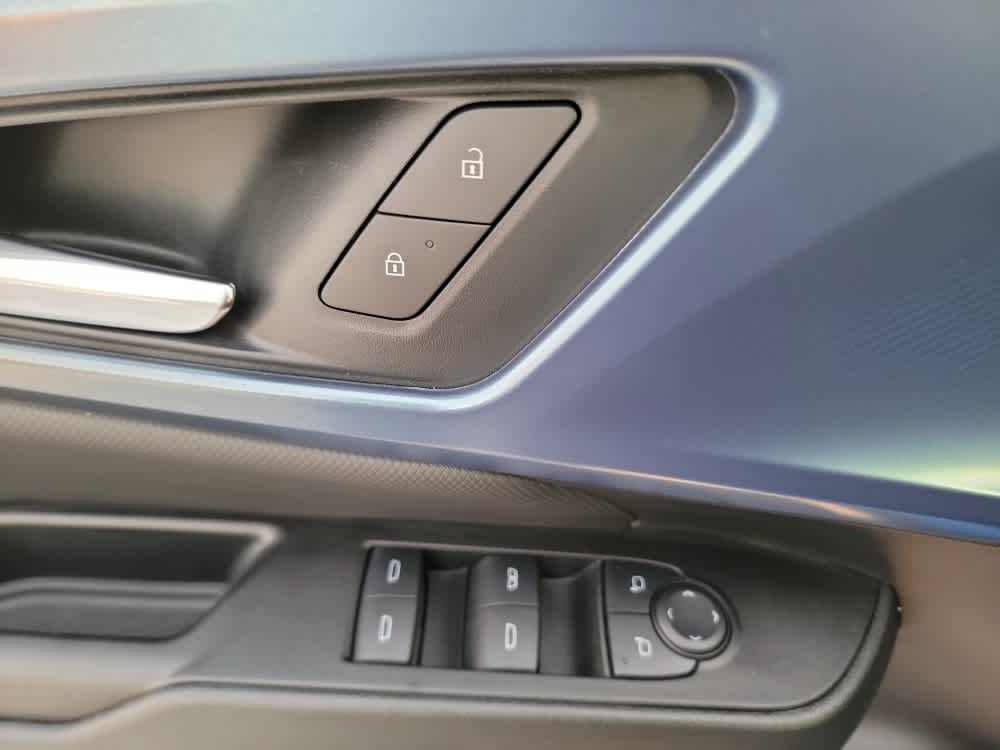 Thumbnail: 2025 Chevrolet Equinox - 10