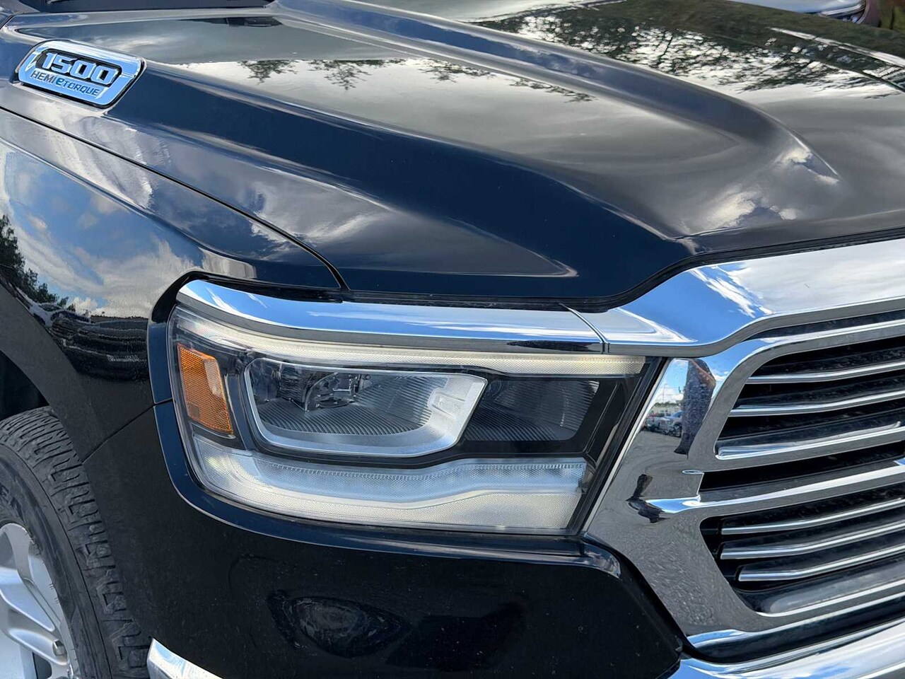 2023 Ram 1500 Laramie Crew Cab 4x4 57 Box - Image 20