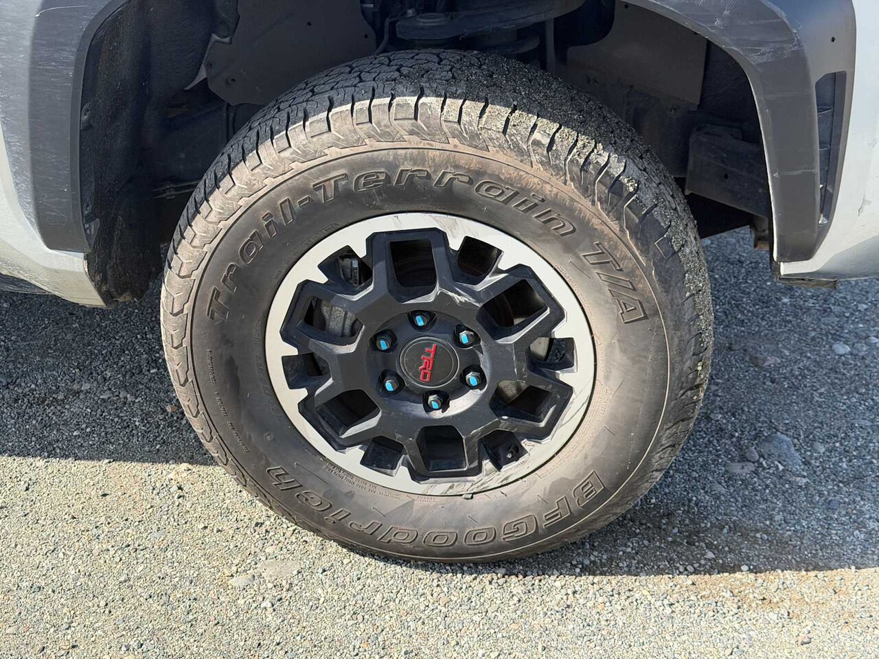 2024 Toyota Tacoma 4WD SR5 - Image 17
