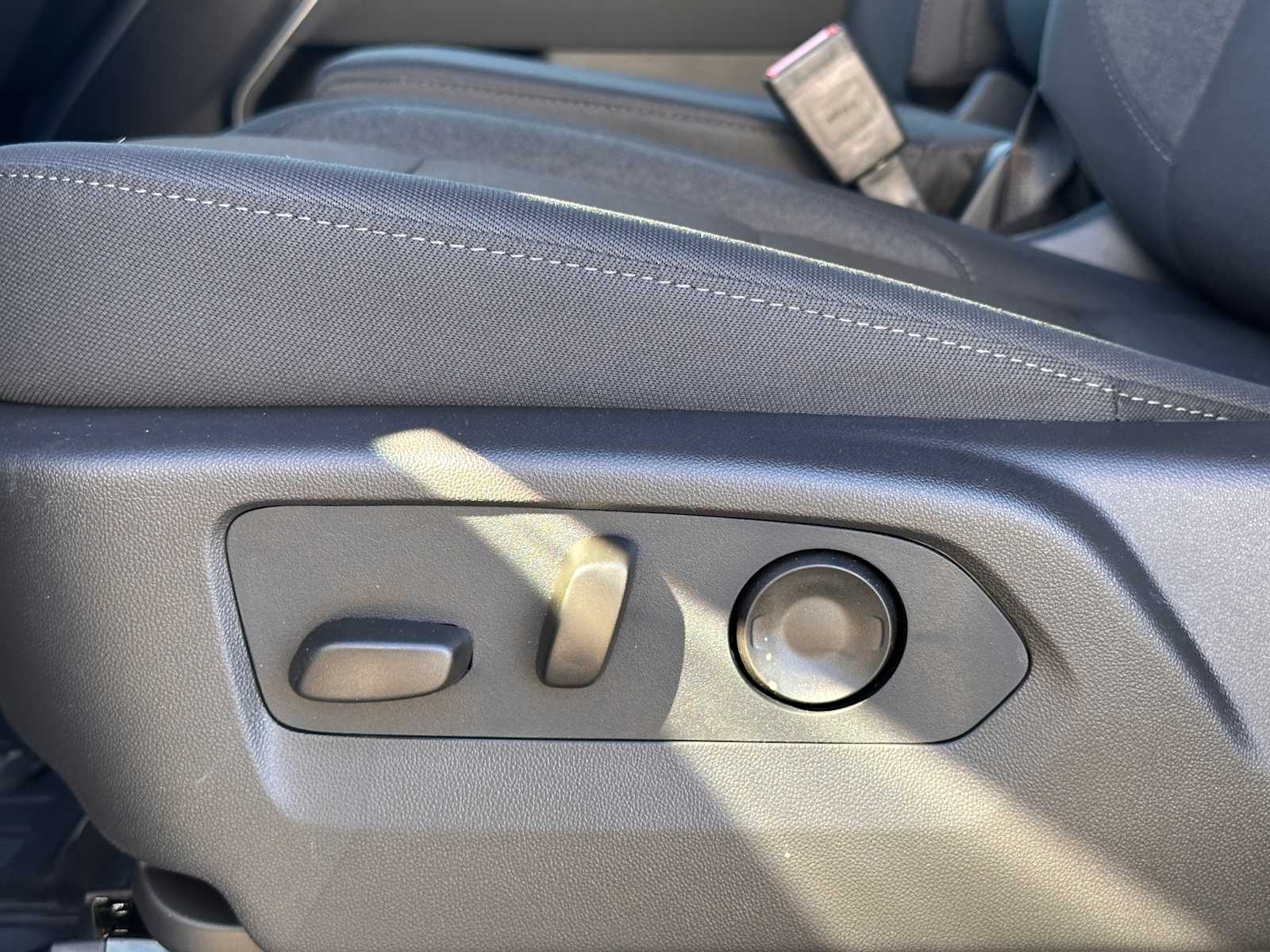 Thumbnail: 2026 Chevrolet Silverado 1500 - 5