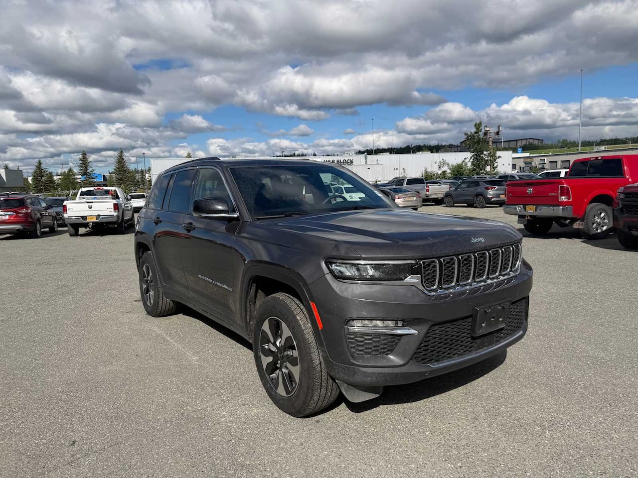 2024 Jeep Grand Cherokee 4xe - Image 5