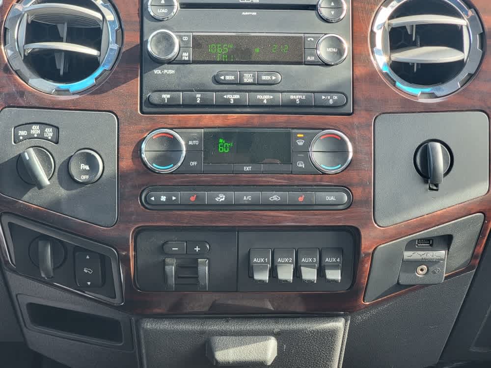 Thumbnail: 2009 Ford Econoline - 28