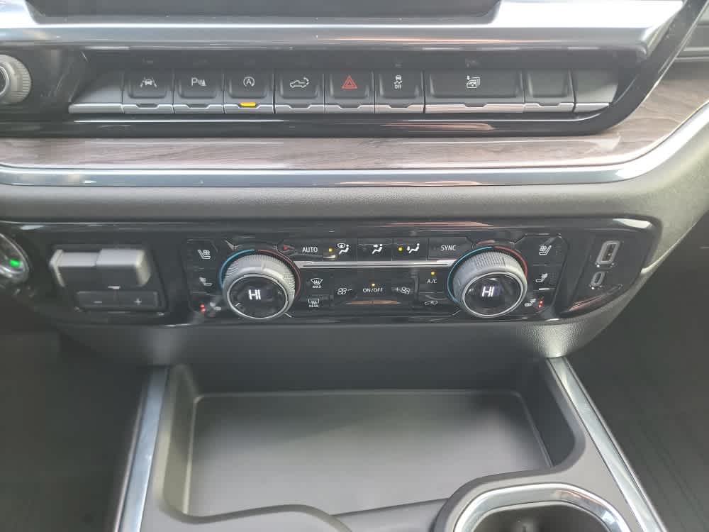 Thumbnail: 2023 Chevrolet Silverado 1500 - 17