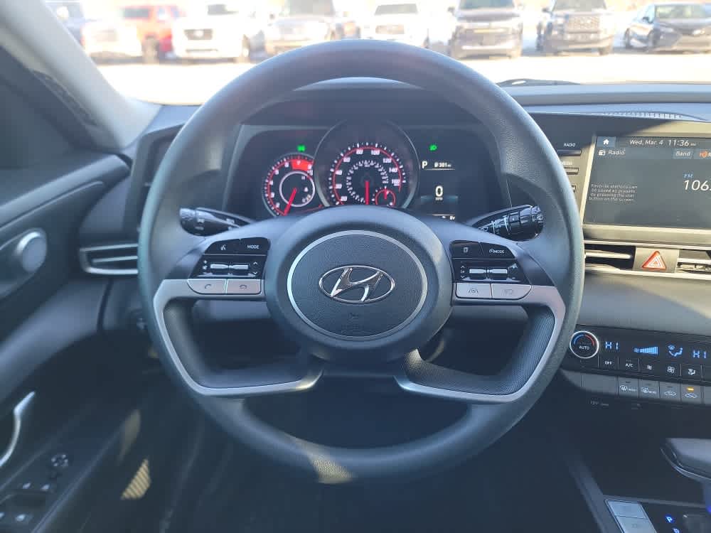 Thumbnail: 2023 Hyundai Elantra - 14