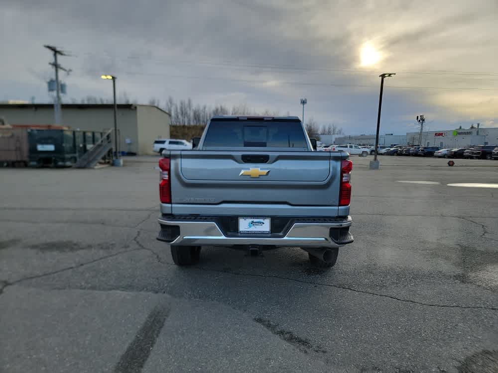 Thumbnail: 2026 Chevrolet Silverado 2500 - 4