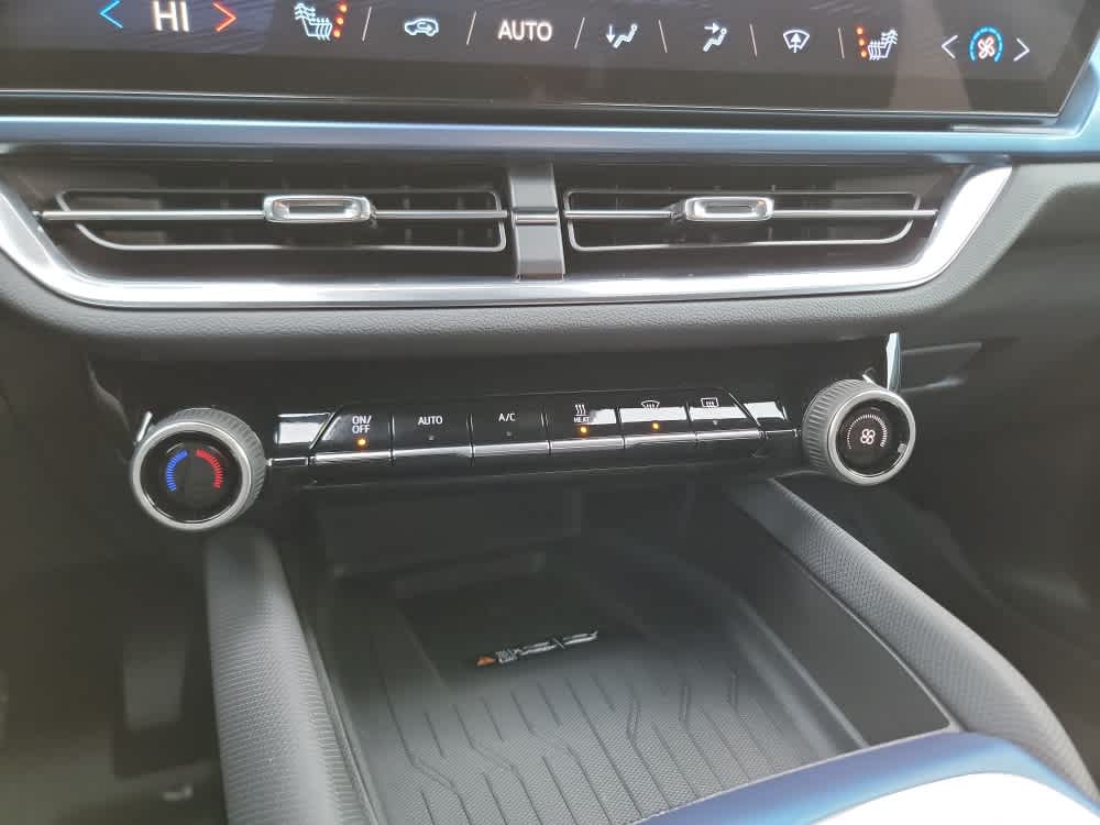 Thumbnail: 2025 Chevrolet Equinox - 17