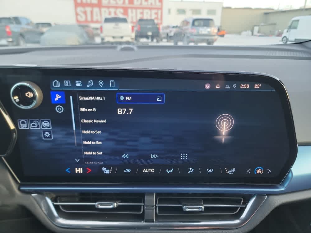 Thumbnail: 2026 Chevrolet Equinox - 16