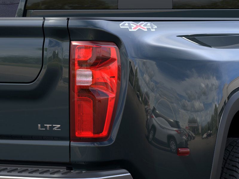 Thumbnail: 2026 Chevrolet Silverado 3500 - 36